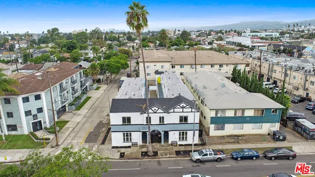 $5,500,000 | 4201 Council Street, Los Angeles, CA 90004