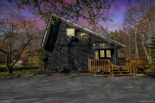 $399,000 | 24 Aspen Lane, Woodridge, NY 12789