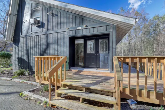 $399,000 | 24 Aspen Lane, Woodridge, NY 12789