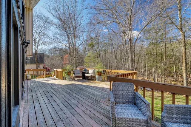 $399,000 | 24 Aspen Lane, Woodridge, NY 12789