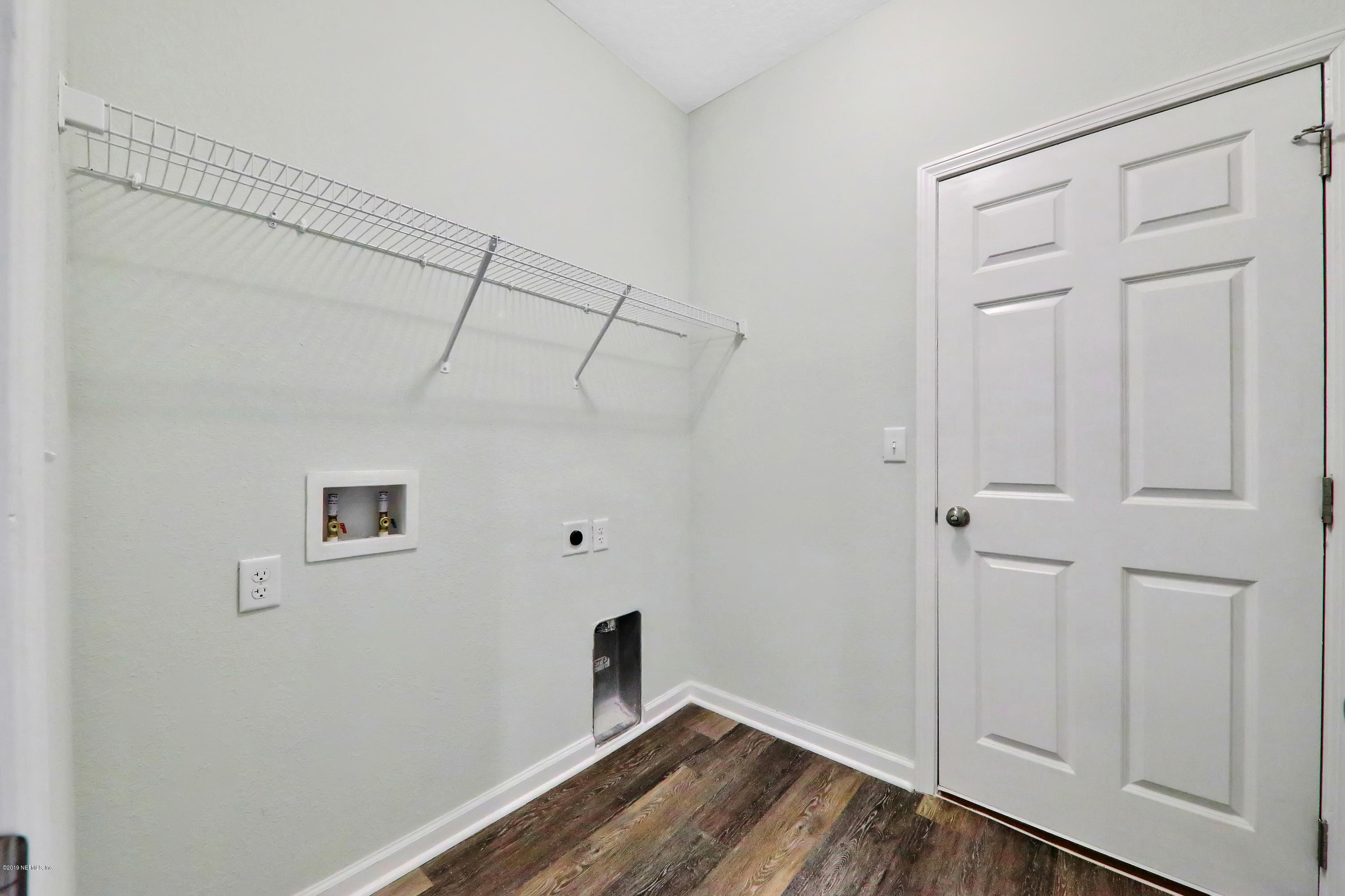 9639 Kevin Road Jacksonville, FL 32257 - Photo 21 of 25 Laundry Room