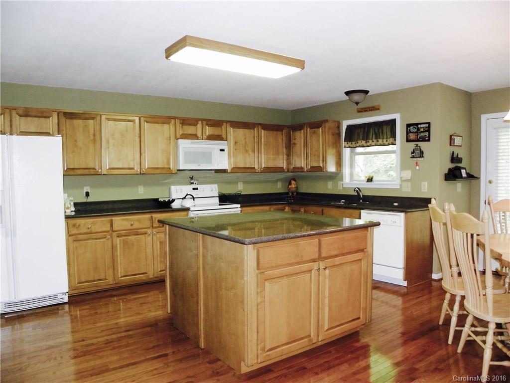 139 Rock Spring Road Lake Lure, NC 28746 - Photo 10 of 24 Gallery Image 10