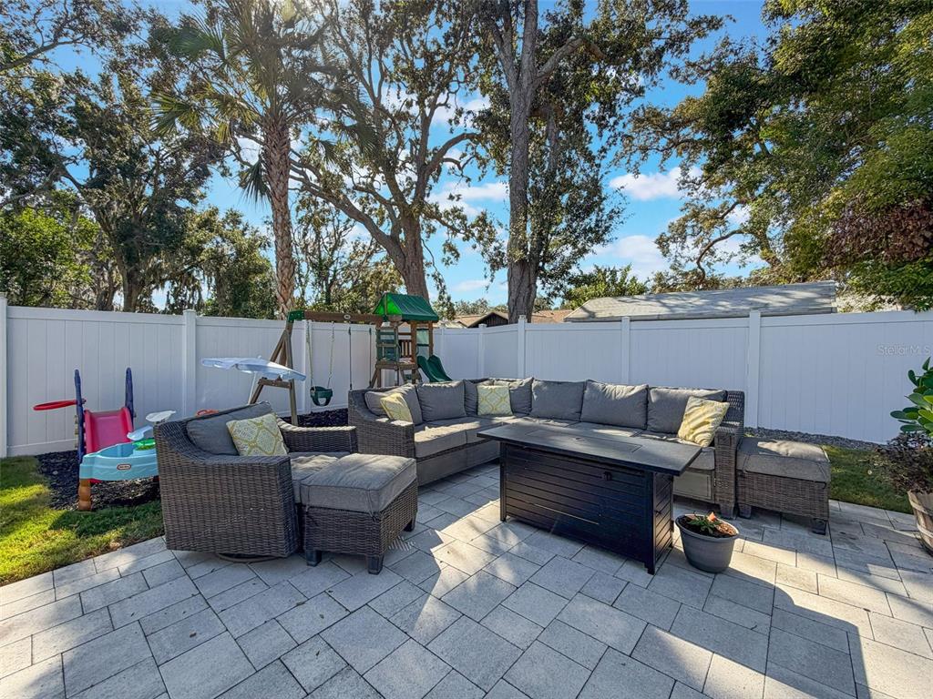 237 Leafy Way Avenue Spring Hill, FL 34606 - Photo 55 of 68 a terrace view with sitting space and garden