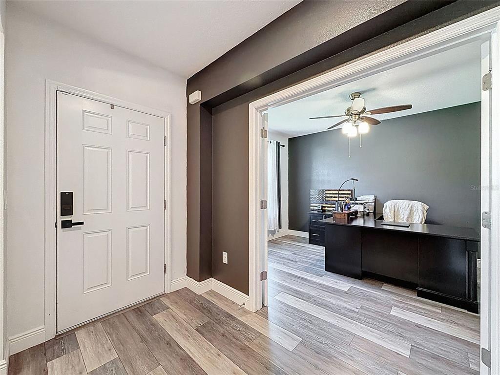237 Leafy Way Avenue Spring Hill, FL 34606 - Photo 8 of 68 a view of a living room