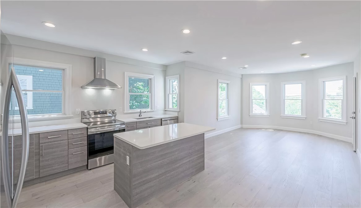 36 Pratt Street, Unit 2 Providence, RI 02906 - Photo 3 of 13