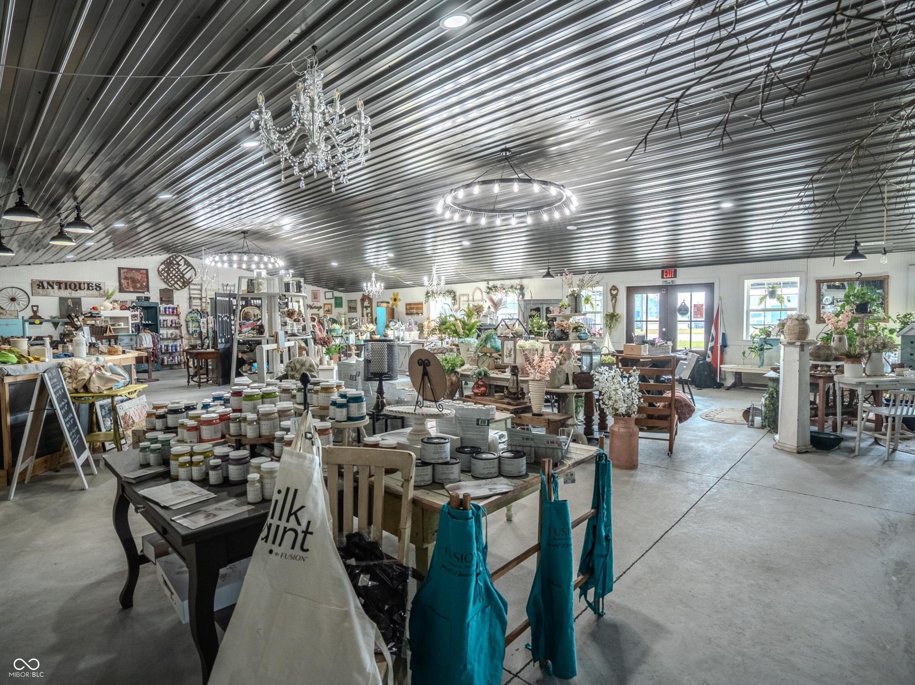 1530 Locust Street North Vernon, IN 47265 - Photo 16 of 31