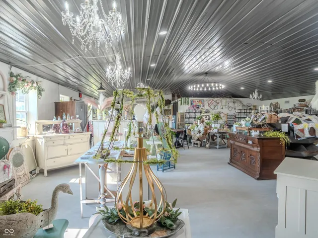 $414,900 | 1530 Locust Street, North Vernon, IN 47265