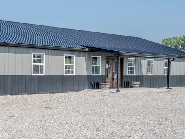 $414,900 | 1530 Locust Street, North Vernon, IN 47265