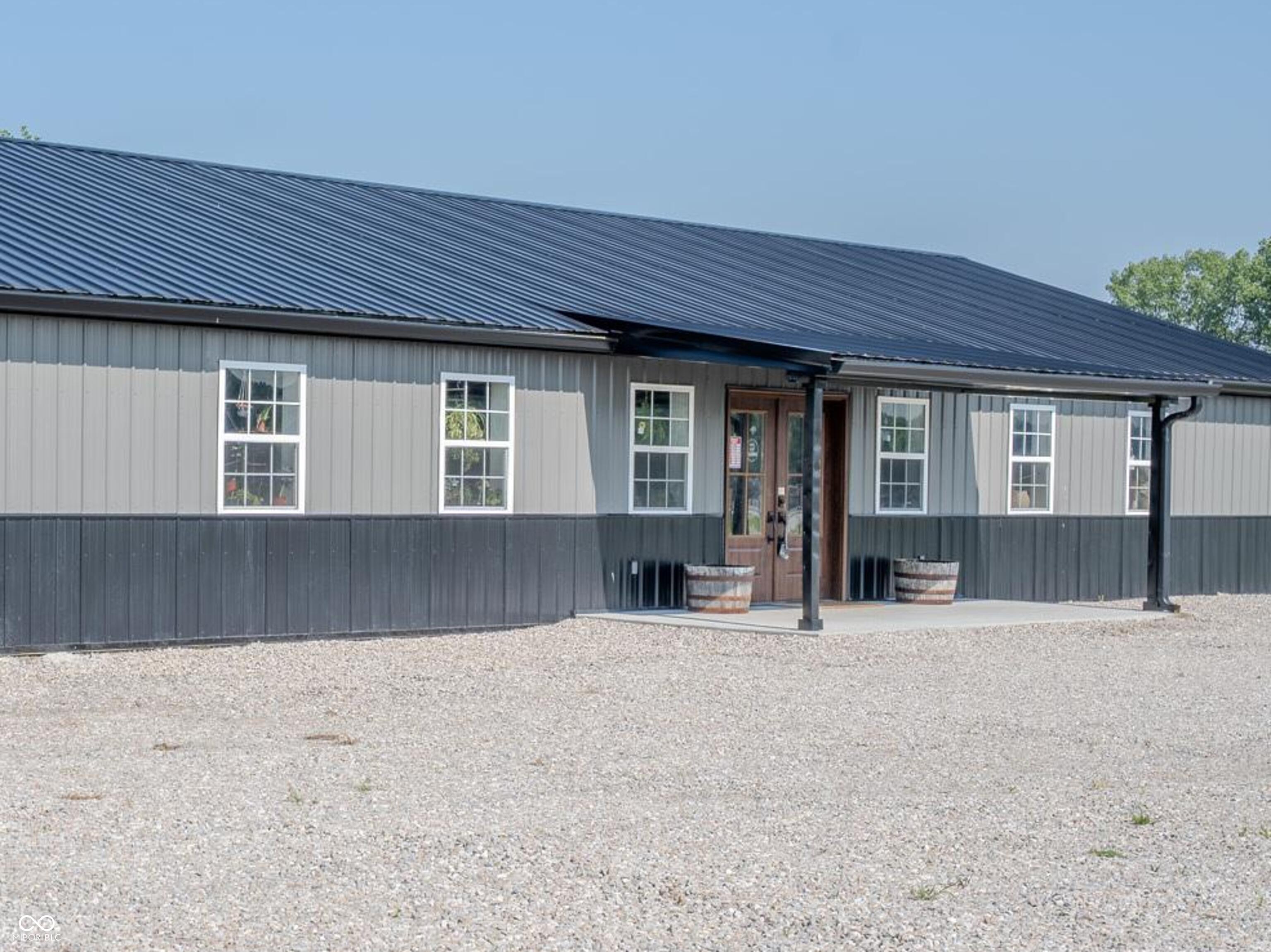 1530 Locust Street North Vernon, IN 47265 - Photo 26 of 31