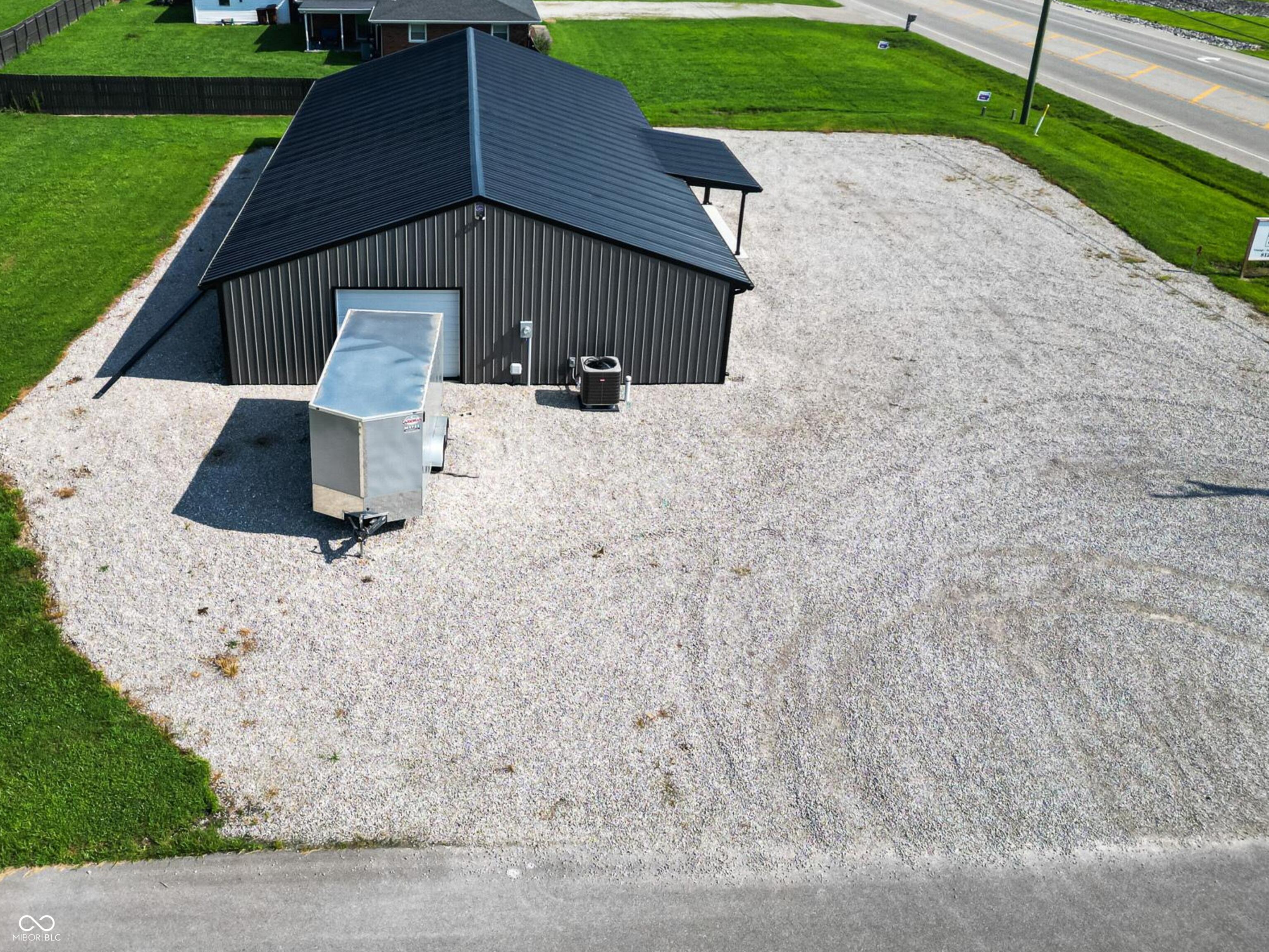 1530 Locust Street North Vernon, IN 47265 - Photo 9 of 31