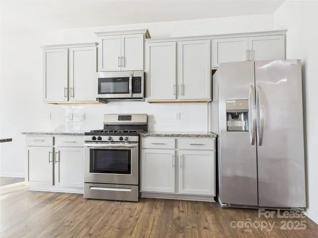 $2,500 | 2032 Highland Knoll Drive, Charlotte, NC 28269