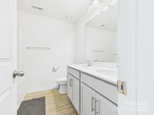 $2,500 | 2032 Highland Knoll Drive, Charlotte, NC 28269