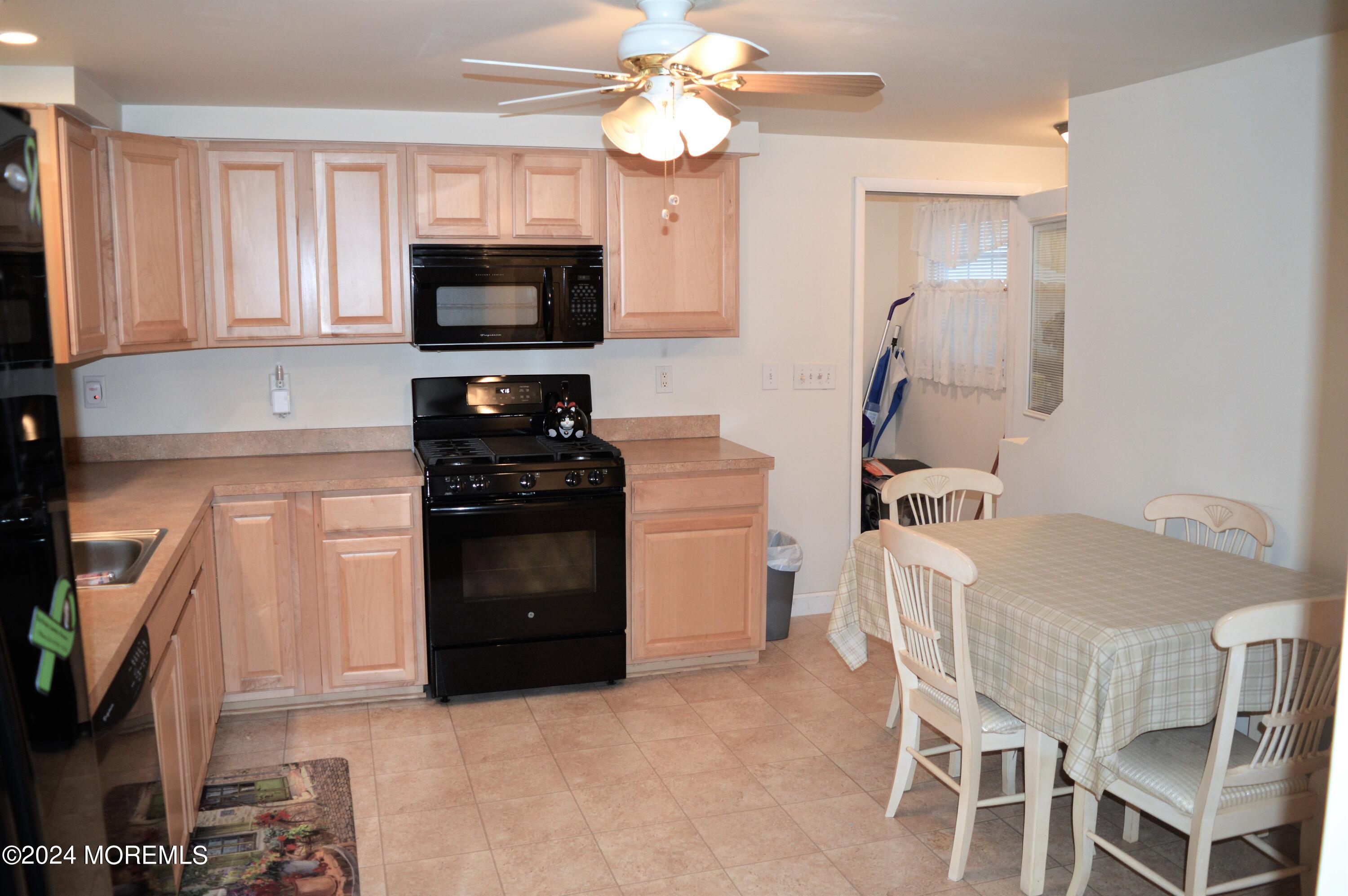 182 E Road Belford, NJ 07718 - Photo 3 of 32 Kitchen 1
