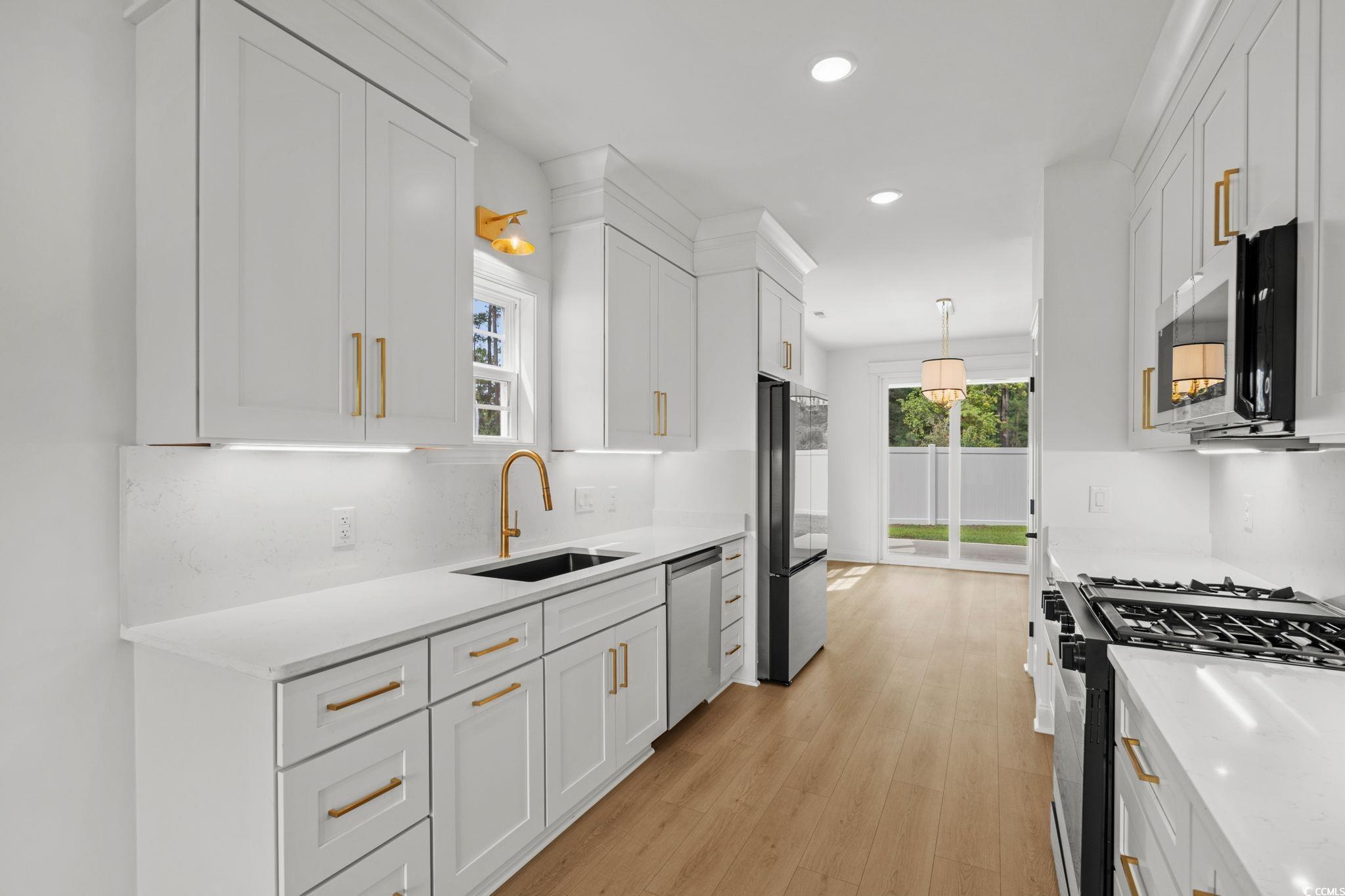 160 Arbor Ridge Circle Conway, SC 29526 - Photo 9 of 40