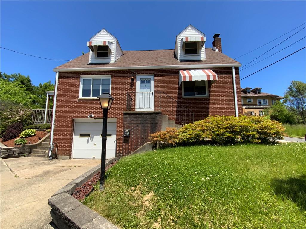 481 Oregon Avenue Rochester, PA 15074 - Photo 1 of 28 Front View of House
