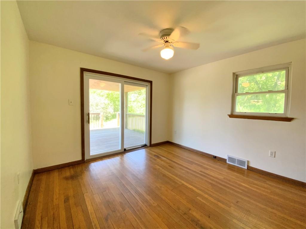 481 Oregon Avenue Rochester, PA 15074 - Photo 13 of 28 1stFlr Bedroom