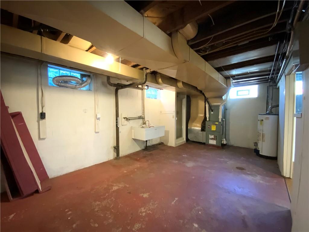 481 Oregon Avenue Rochester, PA 15074 - Photo 23 of 28 Lower Level Area