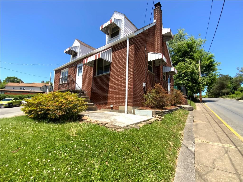 481 Oregon Avenue Rochester, PA 15074 - Photo 27 of 28 Front of House