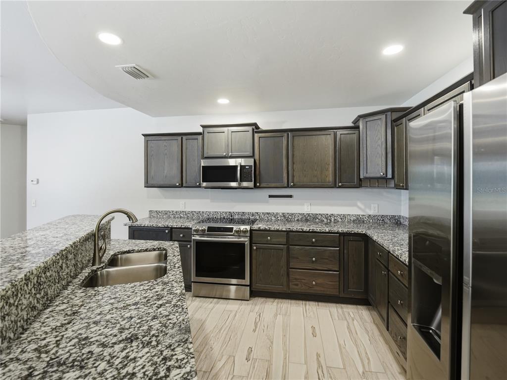 450 Rosedale Avenue St. Cloud, FL 34769 - Photo 7 of 30
