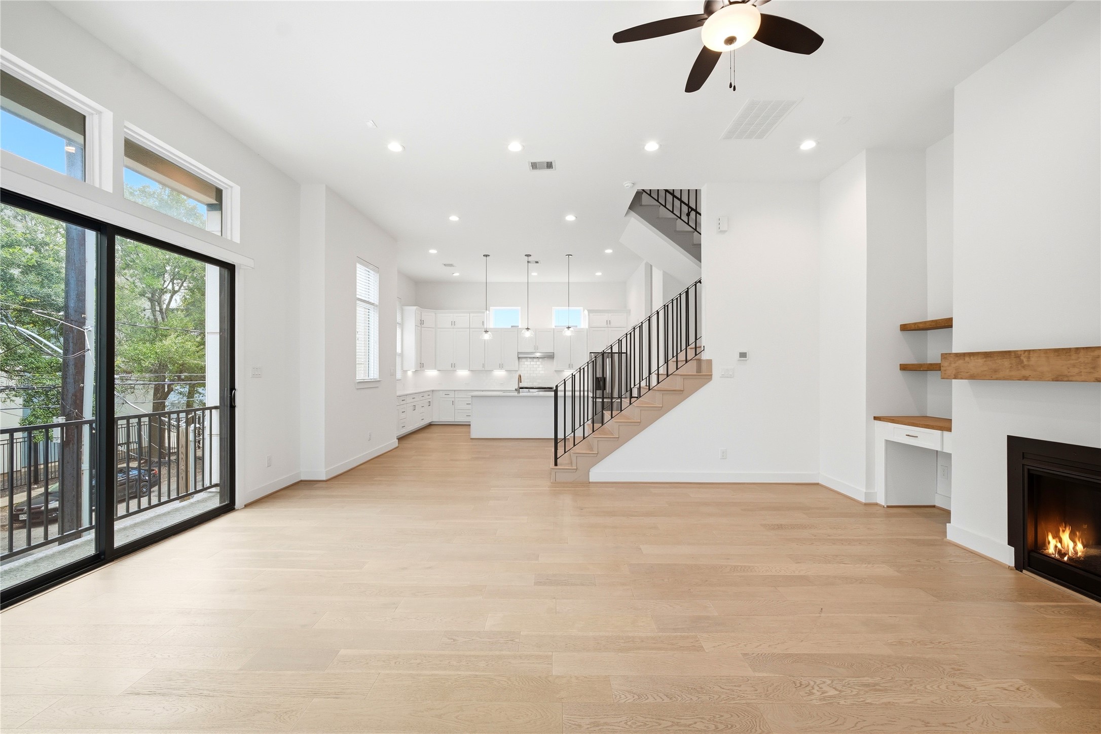 1823 Prospect Street, Unit C Houston, TX 77004 - Photo 7 of 43