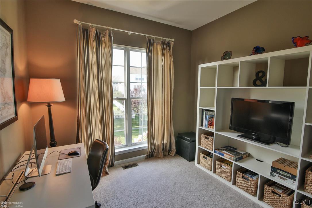 8714 Pathfinder Road Breinigsville, PA 18031 - Photo 24 of 49 Gallery Image 24