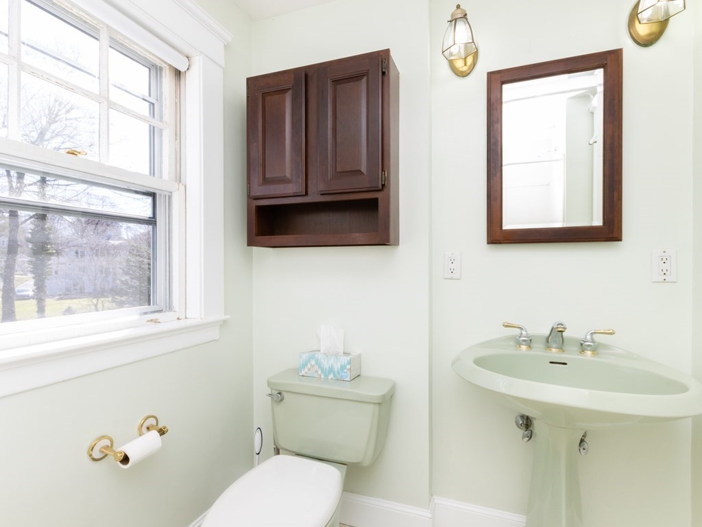 20 Saunders Terrace Wellesley, MA 02481 - Photo 30 of 41 Gallery Image 30