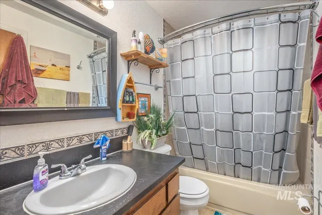 $599,990 | 4530 West Tabitha Street, Boise, ID 83706