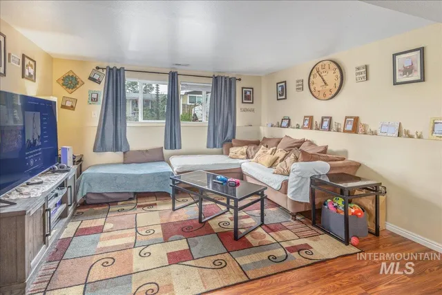 $599,990 | 4530 West Tabitha Street, Boise, ID 83706