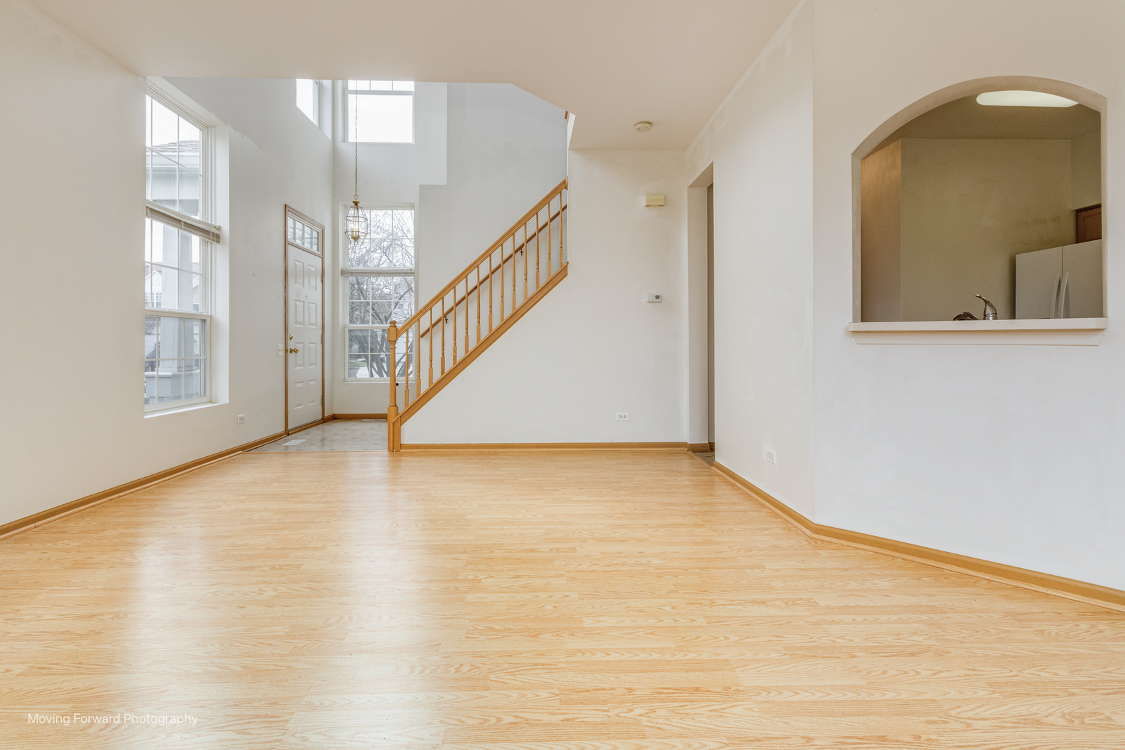 1086 Delta Drive Elgin, IL 60123 - Photo 5 of 29 a view of an entryway with wooden floor