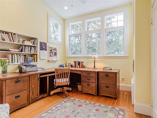 22 Braeburn Road Newton, MA 02466 - Photo 21 of 23 Gallery Image 21