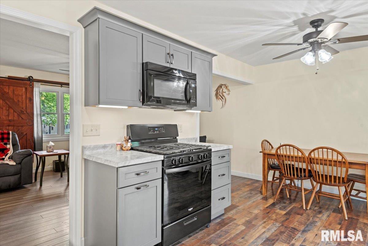 2269 East Watch Avenue Springfield, IL 62702 - Photo 14 of 34
