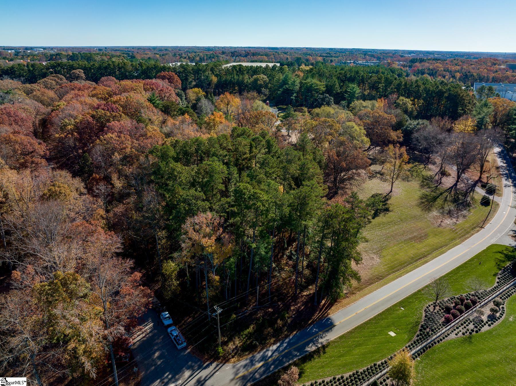 101 Parkins Lake Road Greenville, SC 29607 - Photo 2 of 15