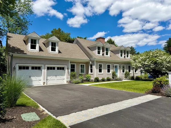 $2,495,000 | 6 Revolutionary Road, Lexington, MA 02421