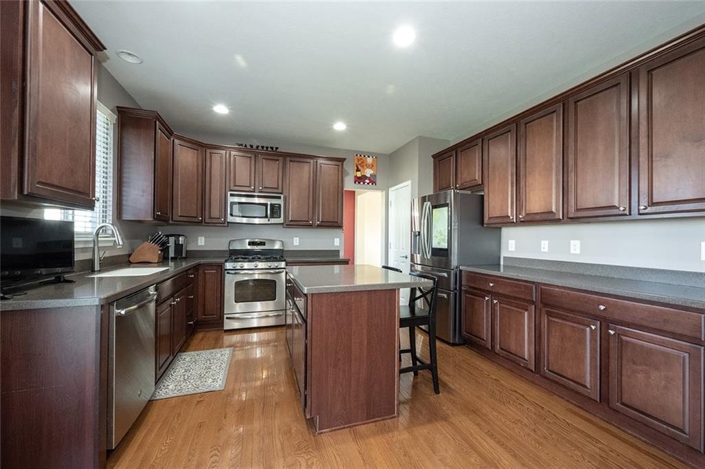 12860 Milton Road Fishers, IN 46037 - Photo 3 of 55 Gallery Image 3