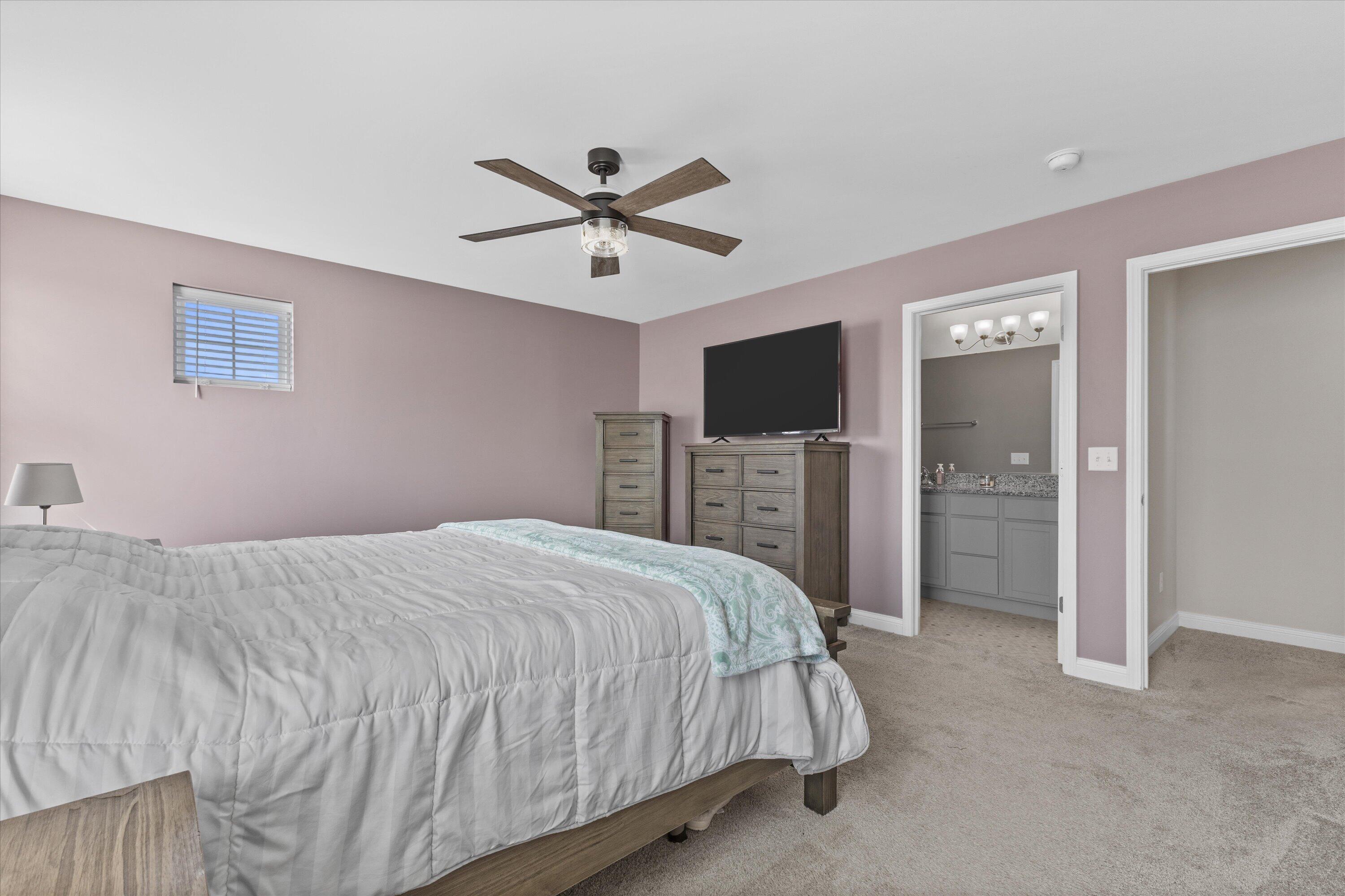 203 Linden Lane Delavan, WI 53115 - Photo 21 of 46 Primary Bedroom