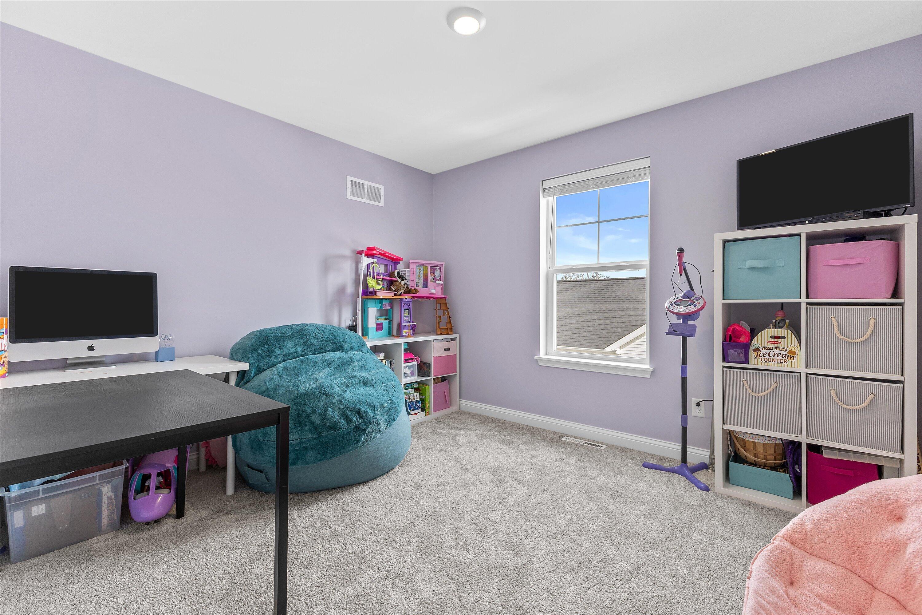 203 Linden Lane Delavan, WI 53115 - Photo 25 of 46 Bedroom 3