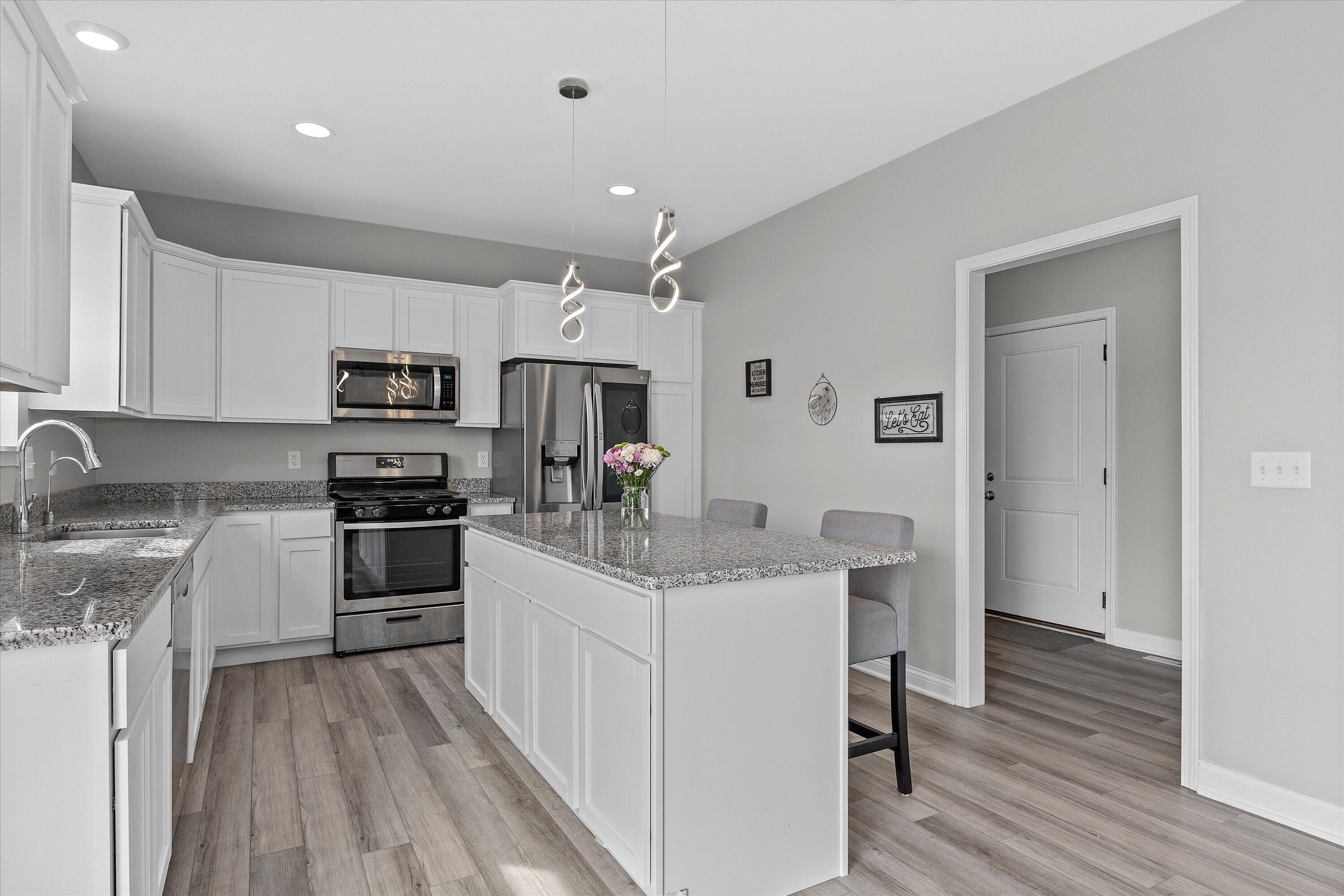 203 Linden Lane Delavan, WI 53115 - Photo 5 of 46 Kitchen