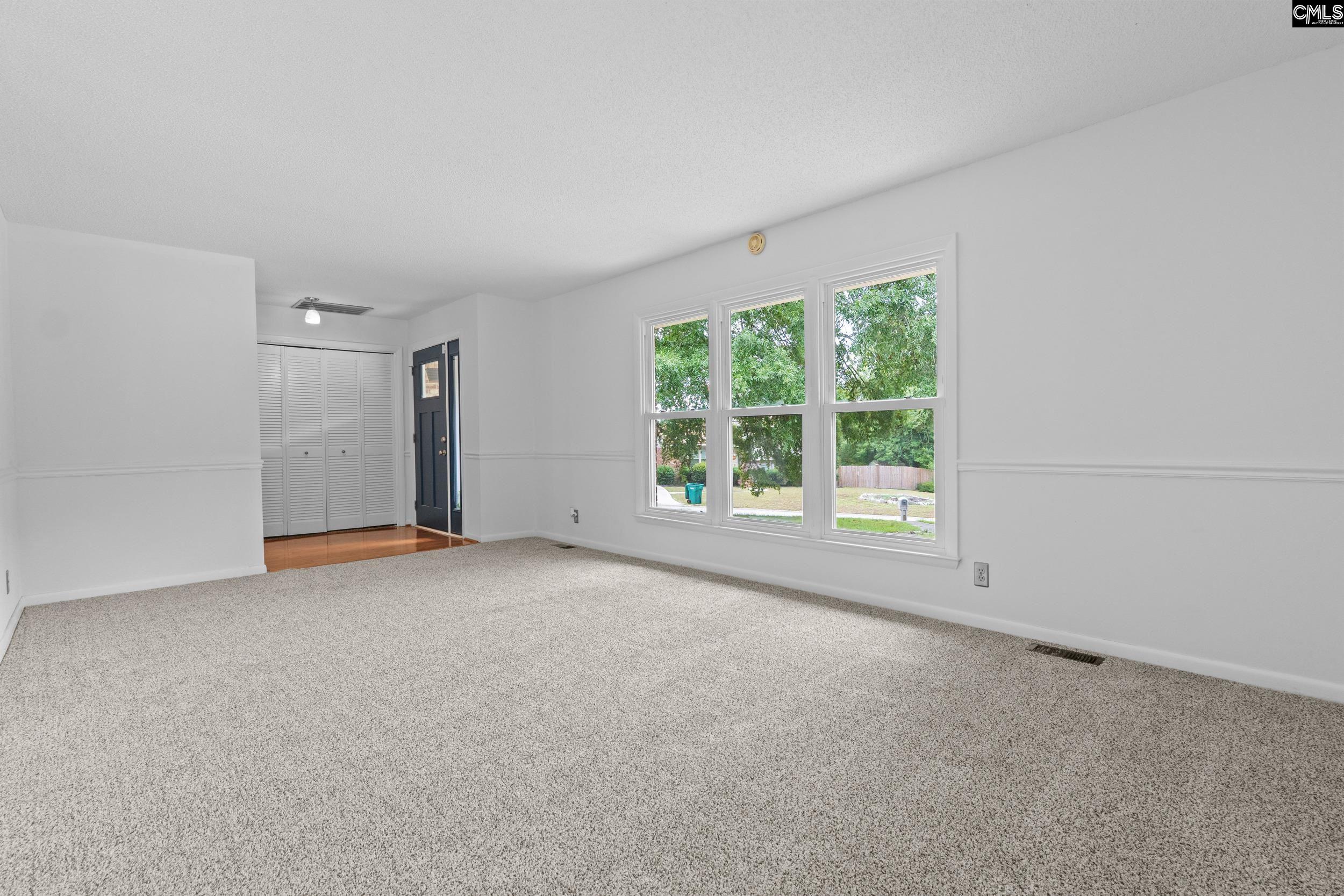 101 Stuart Lane Lexington, SC 29072 - Photo 6 of 37 Gallery Image 6