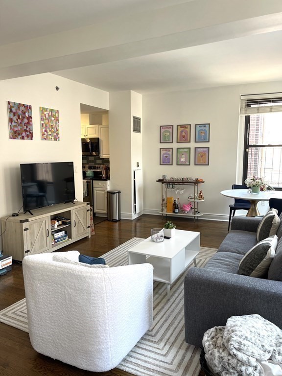 4 Charlesgate East, Unit 301 Boston, MA 02215 - Photo 3 of 16
