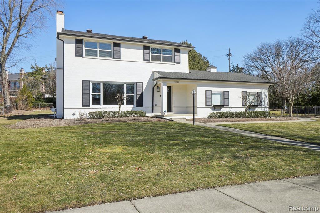 18122 Riverside Drive Beverly Hills, MI 48025 - Photo 3 of 41