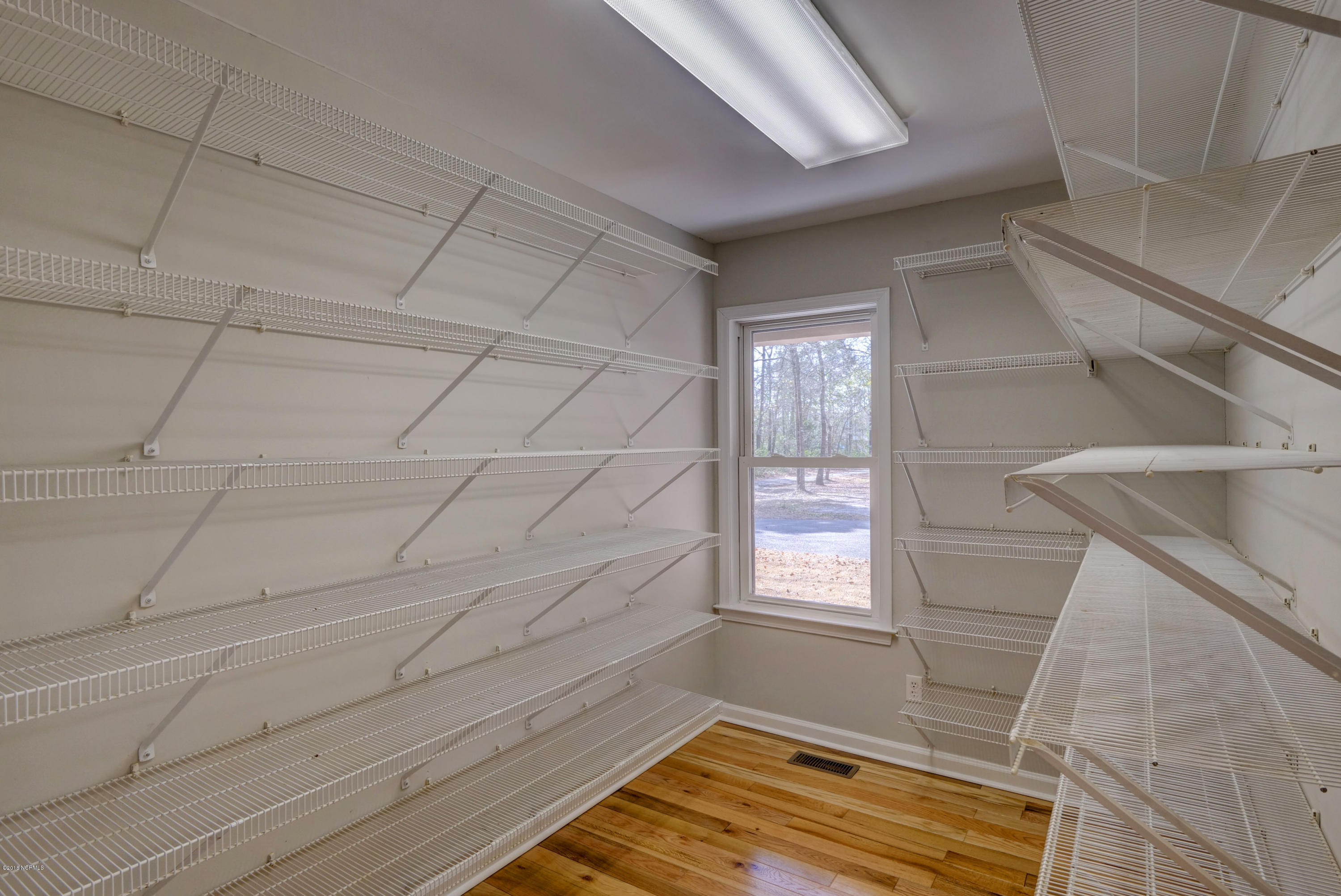 301 Porters Neck Road Wilmington, NC 28411 - Photo 11 of 30 Pantry