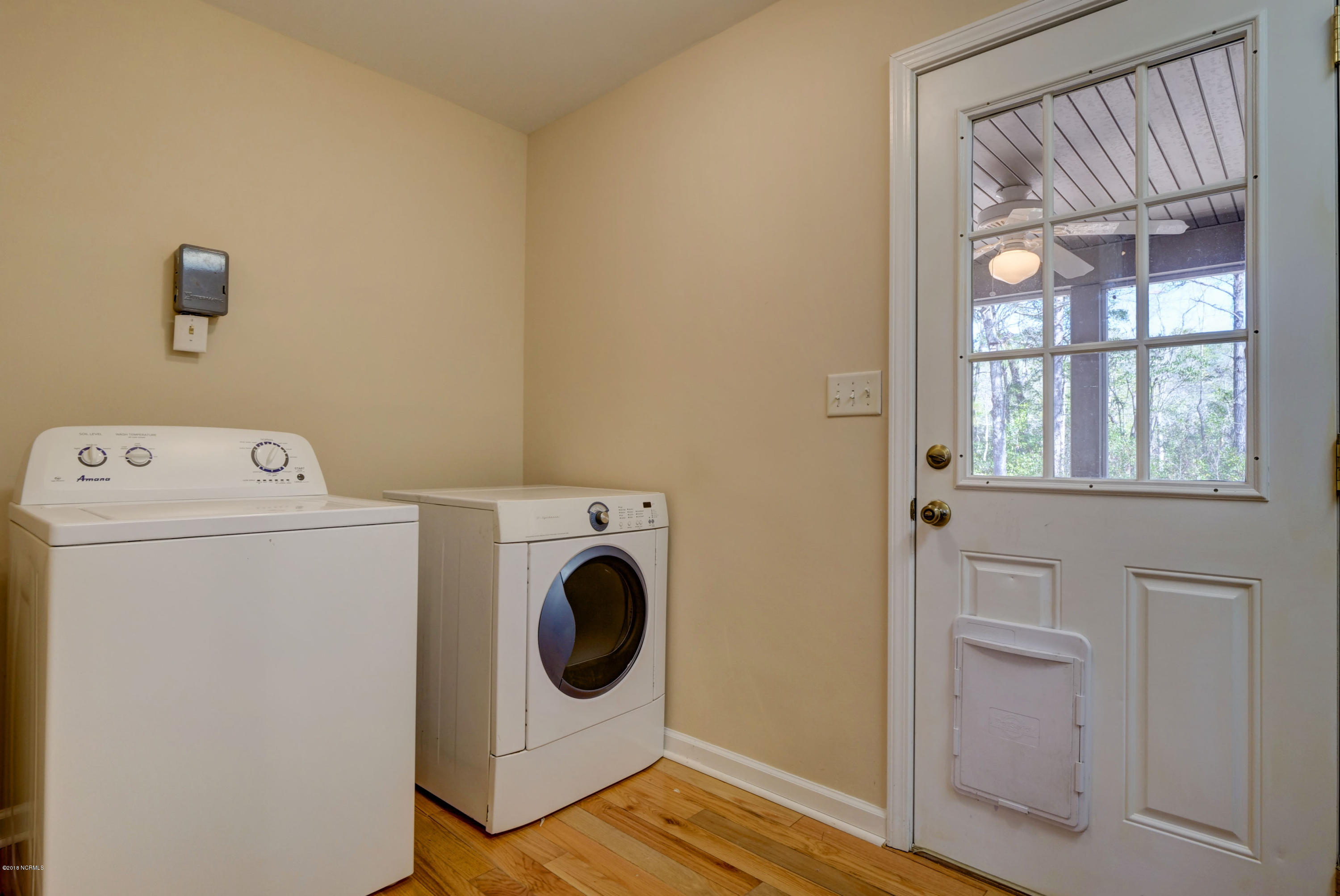 301 Porters Neck Road Wilmington, NC 28411 - Photo 20 of 30 Laundry Room