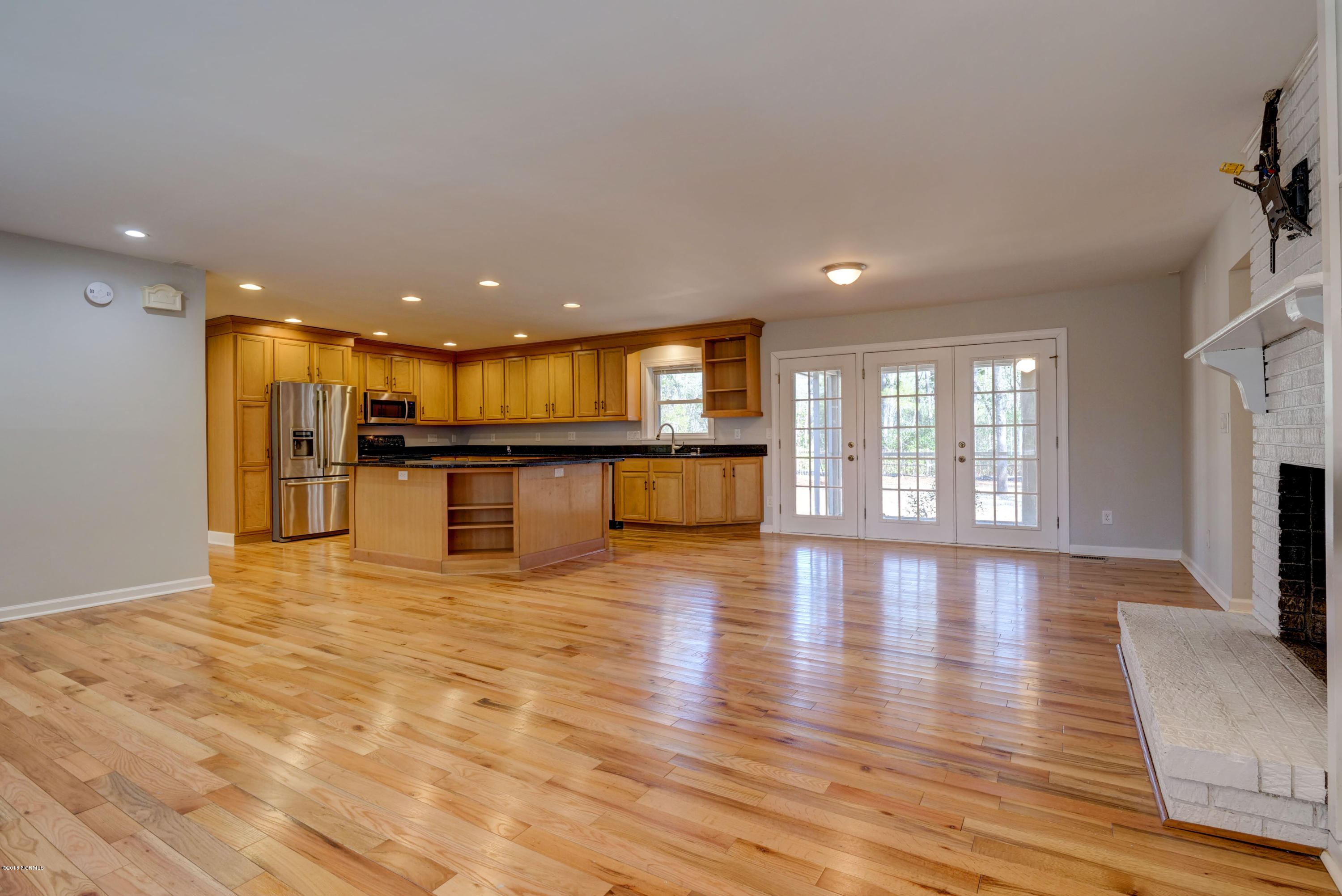 301 Porters Neck Road Wilmington, NC 28411 - Photo 6 of 30 Living Room to Dining Room/Kitchen