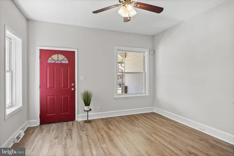 $165,000 | 2013 Edgmont Avenue, Chester, PA 19013