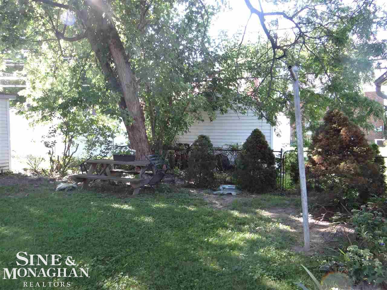 2037 Vernier Road, Unit 2041 VERNIER Grosse Pointe Woods, MI 48236 - Photo 38 of 38