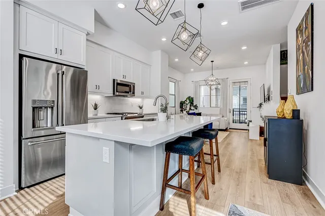 $885,000 | 1669 Yorktown Lane, San Pedro, CA 90732