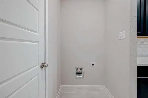 $229,990 | 516 Emerald Thicket Lane, Huffman, TX 77336