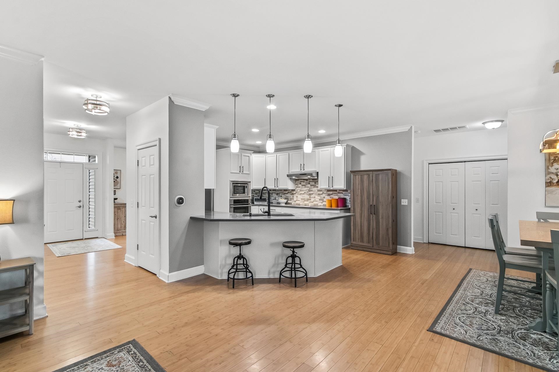 3281 Burke Road Sun Prairie, WI 53590 - Photo 8 of 78