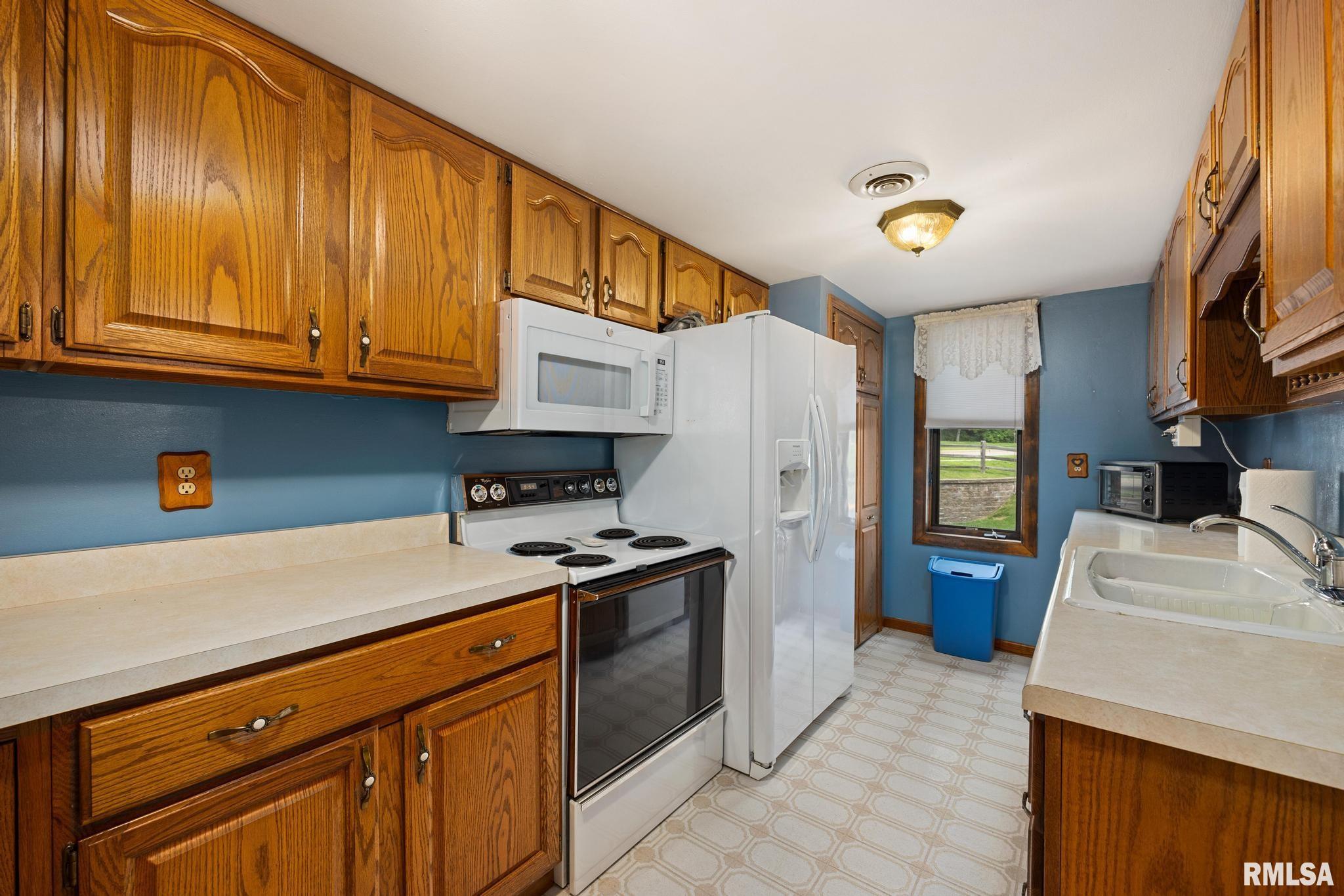 6500 North Allen Road, Unit 62 Peoria, IL 61614 - Photo 8 of 25 Gallery Image 8