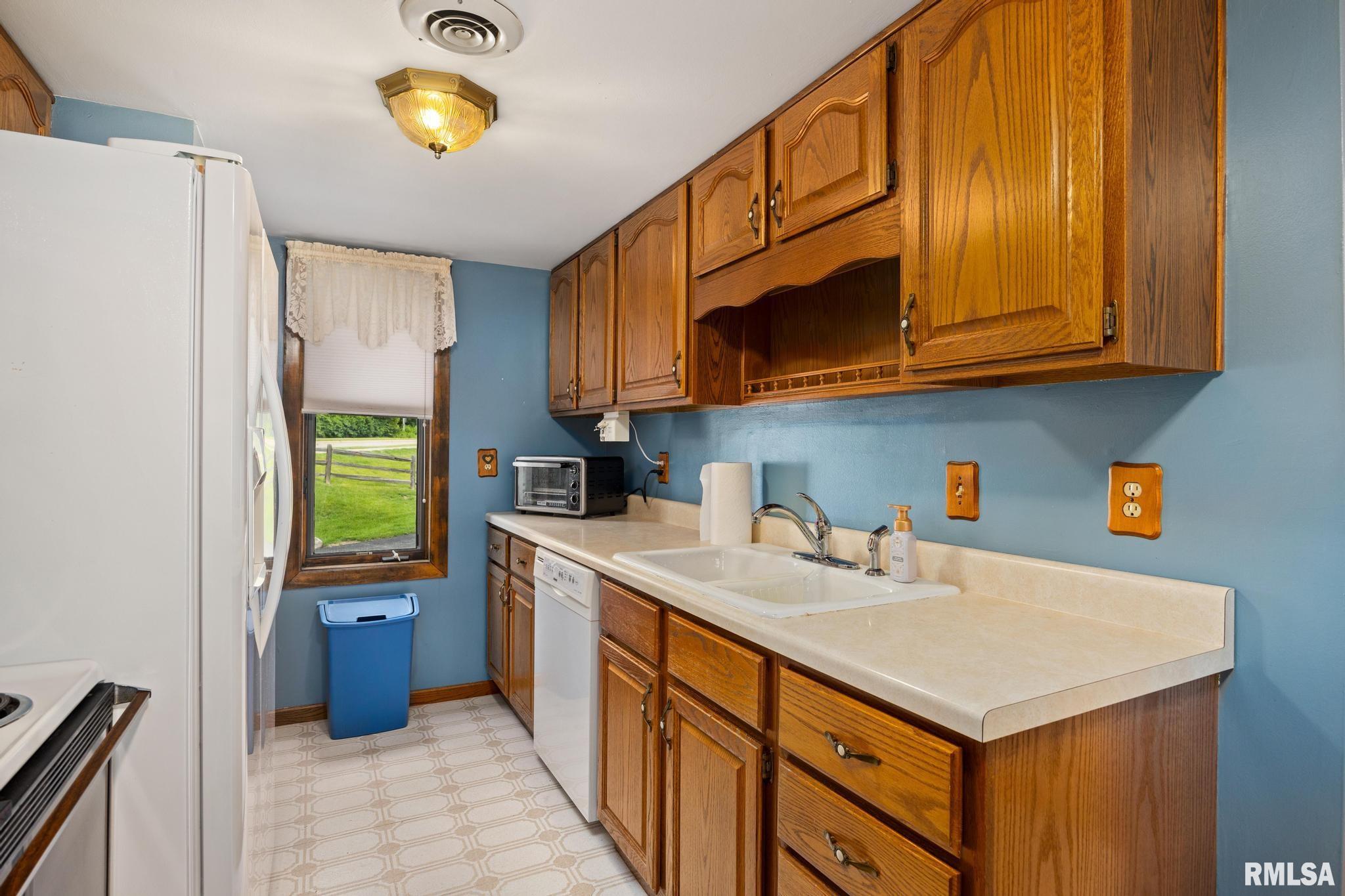 6500 North Allen Road, Unit 62 Peoria, IL 61614 - Photo 9 of 25 Gallery Image 9